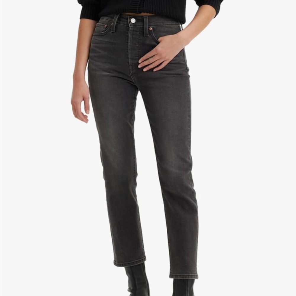 ⏰ Levi’s Wedgie Straight Jean Black/Grey